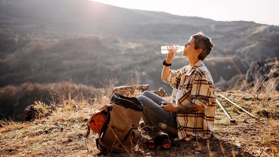Innovative Wearable Technology Extracts Drinking Water from Atmospheric Vapor
